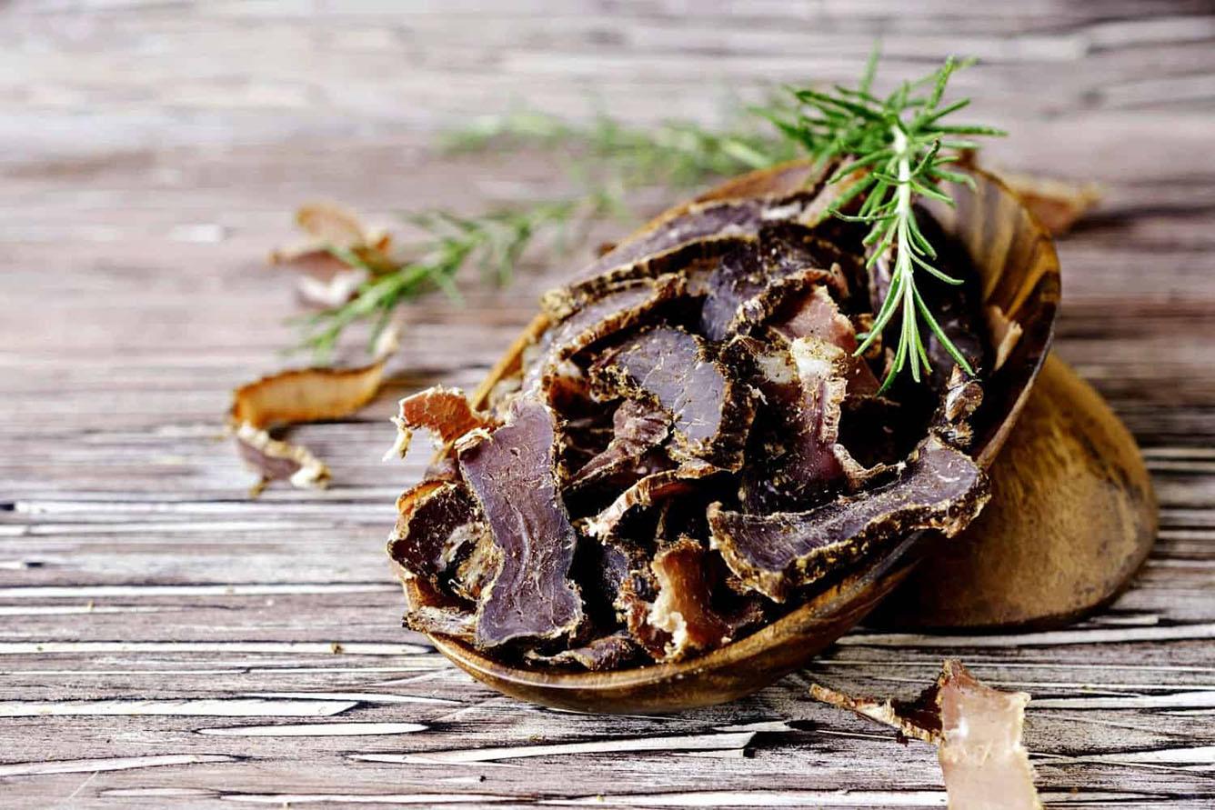 Thịt khô Biltong - Đặc sản Nam Phi cực thích hợp để làm quà
