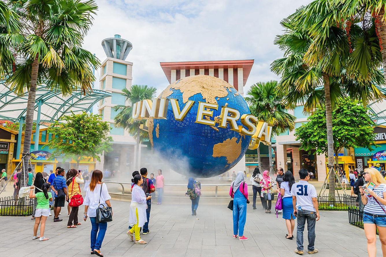 Một ngày “càn quét” Universal Studios Singapore