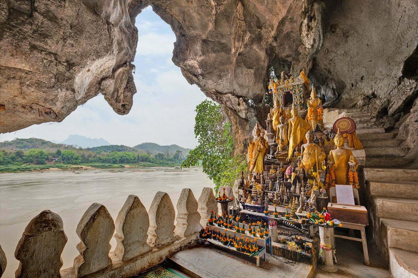 Hang động Pak Ou bí ẩn với hàng ngàn bức tượng Phật