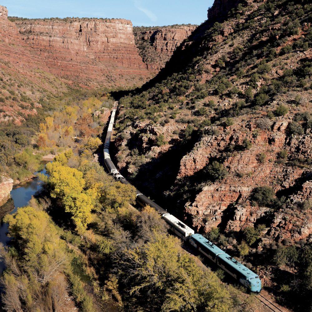 3. Grand Canyon Railway, từ Williams đến Grand Canyon