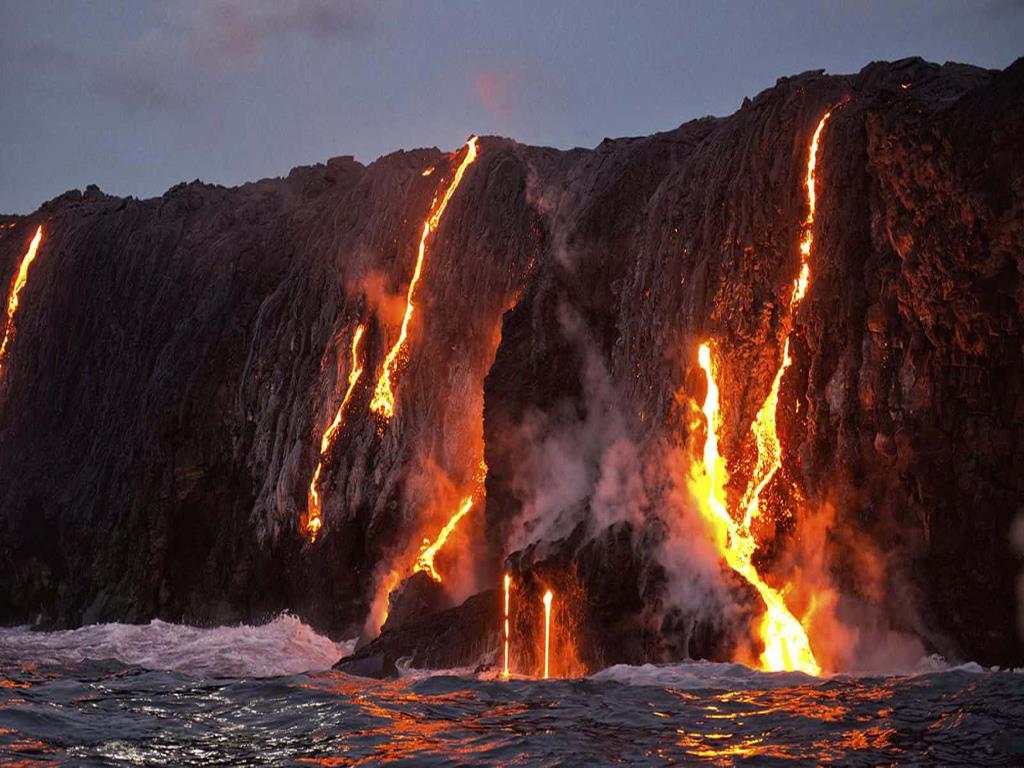 Du lịch Mỹ trở nên ấn tượng hơn khi đến công viên núi lửa Hawaii 