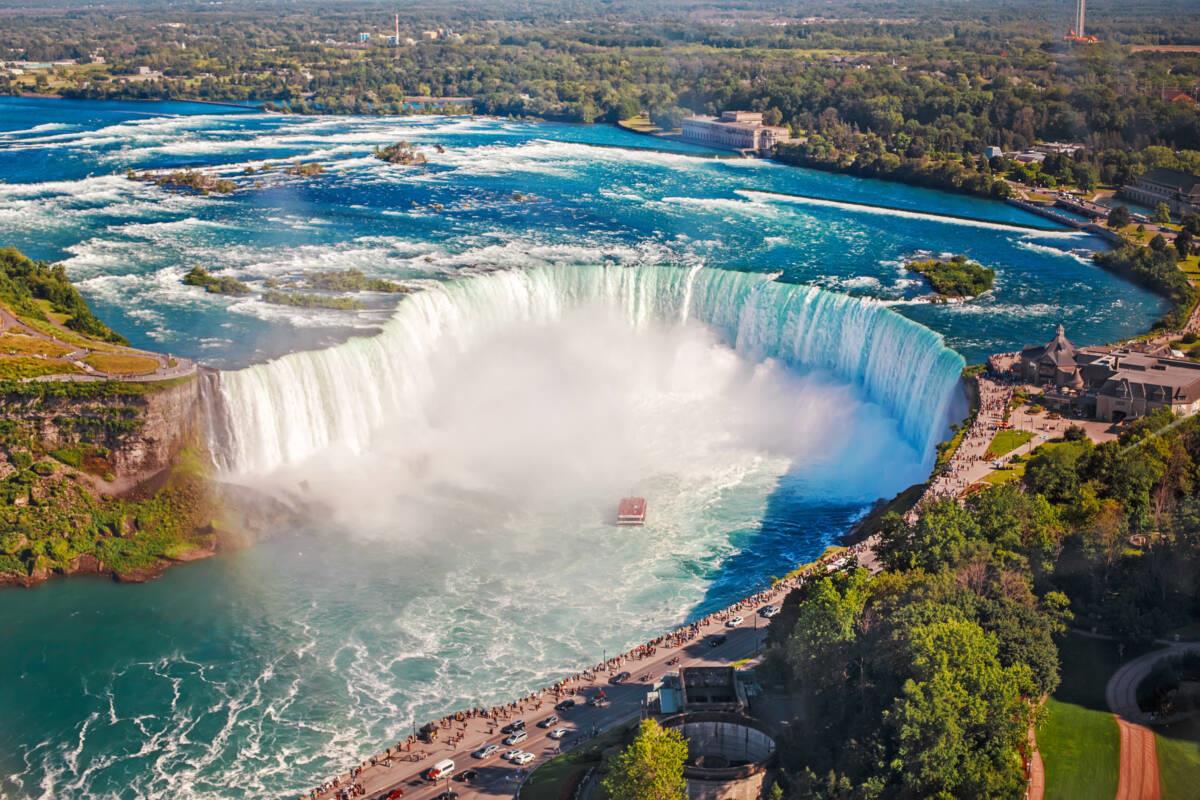 1. Thác nước Niagara