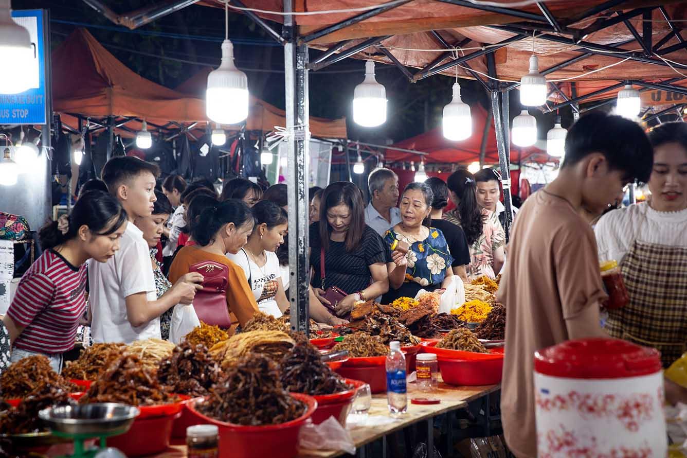 Kinh nghiệm ăn uống tại chợ đêm Sơn Trà