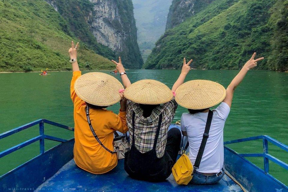 Du lịch Hà Giang - Khám phá cảnh đẹp mê đắm lòng người vùng đất tam giác mạch
