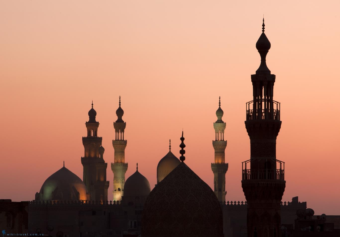 Cẩm nang du lịch Trung Đông từ A đến Z | VIETRAVEL