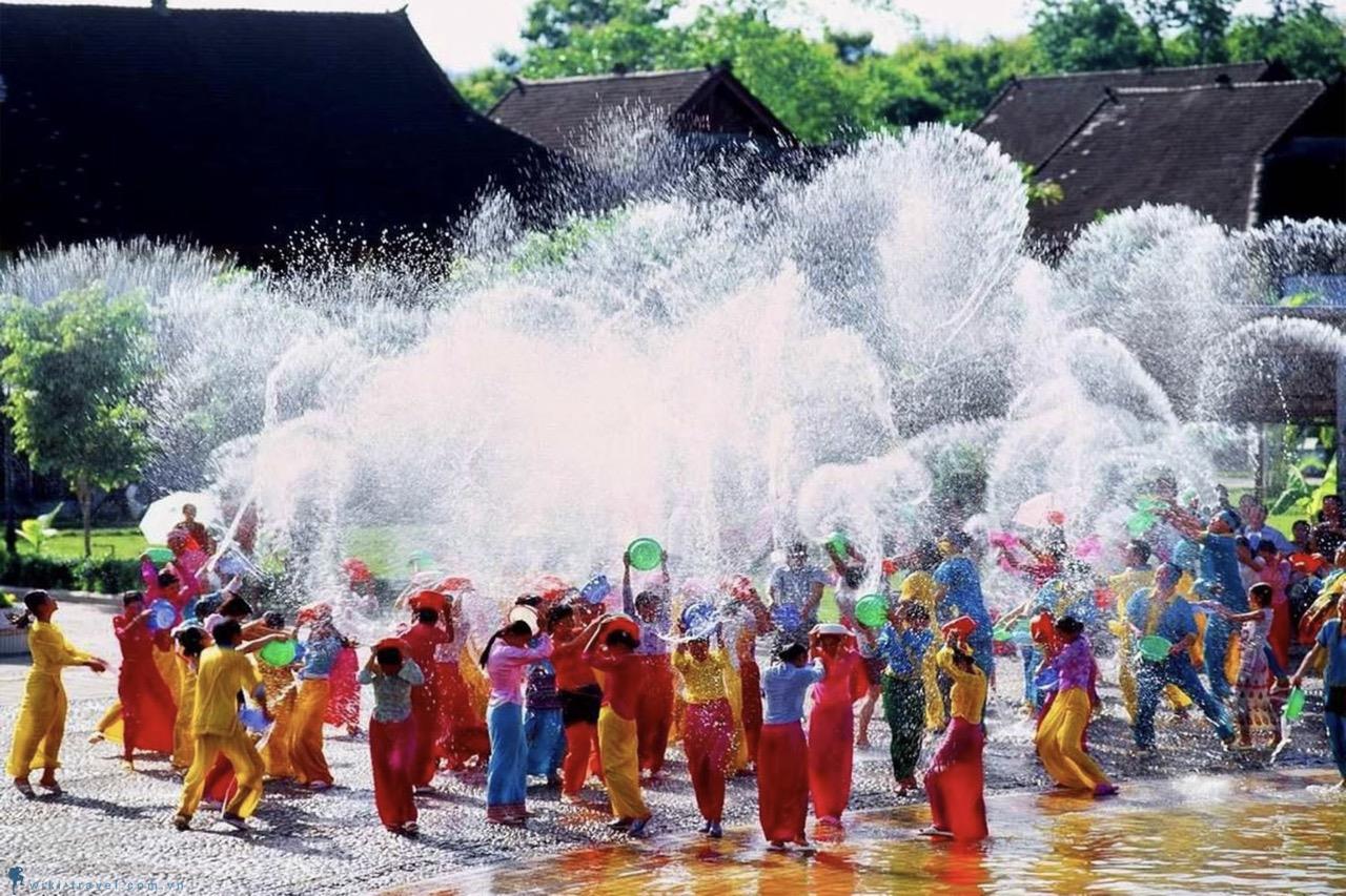 Trọn bộ thông tin lễ hội té nước Songkran Thái Lan 2023 và những  lưu ý cần biết