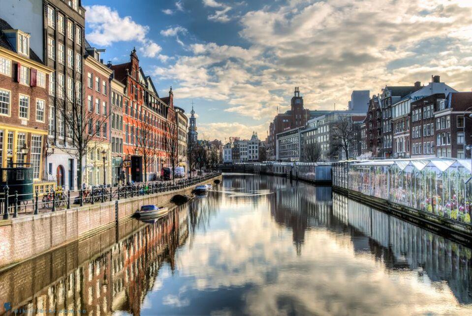Du lịch Amsterdam Hà Lan - Tắm mình trong cảnh sắc kỳ lạ và sang trọng