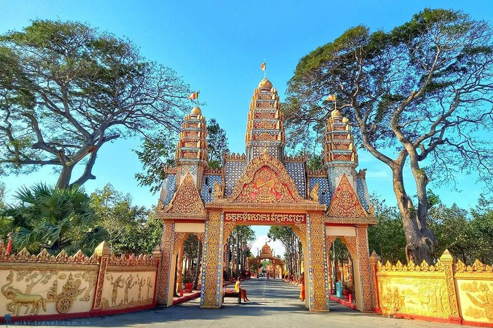 Về miền Tây chiêm ngưỡng kiến trúc Khmer độc đáo của chùa Xiêm Cán