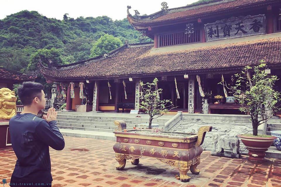 Khám phá vẻ đẹp tâm linh qua tour chùa Hương
