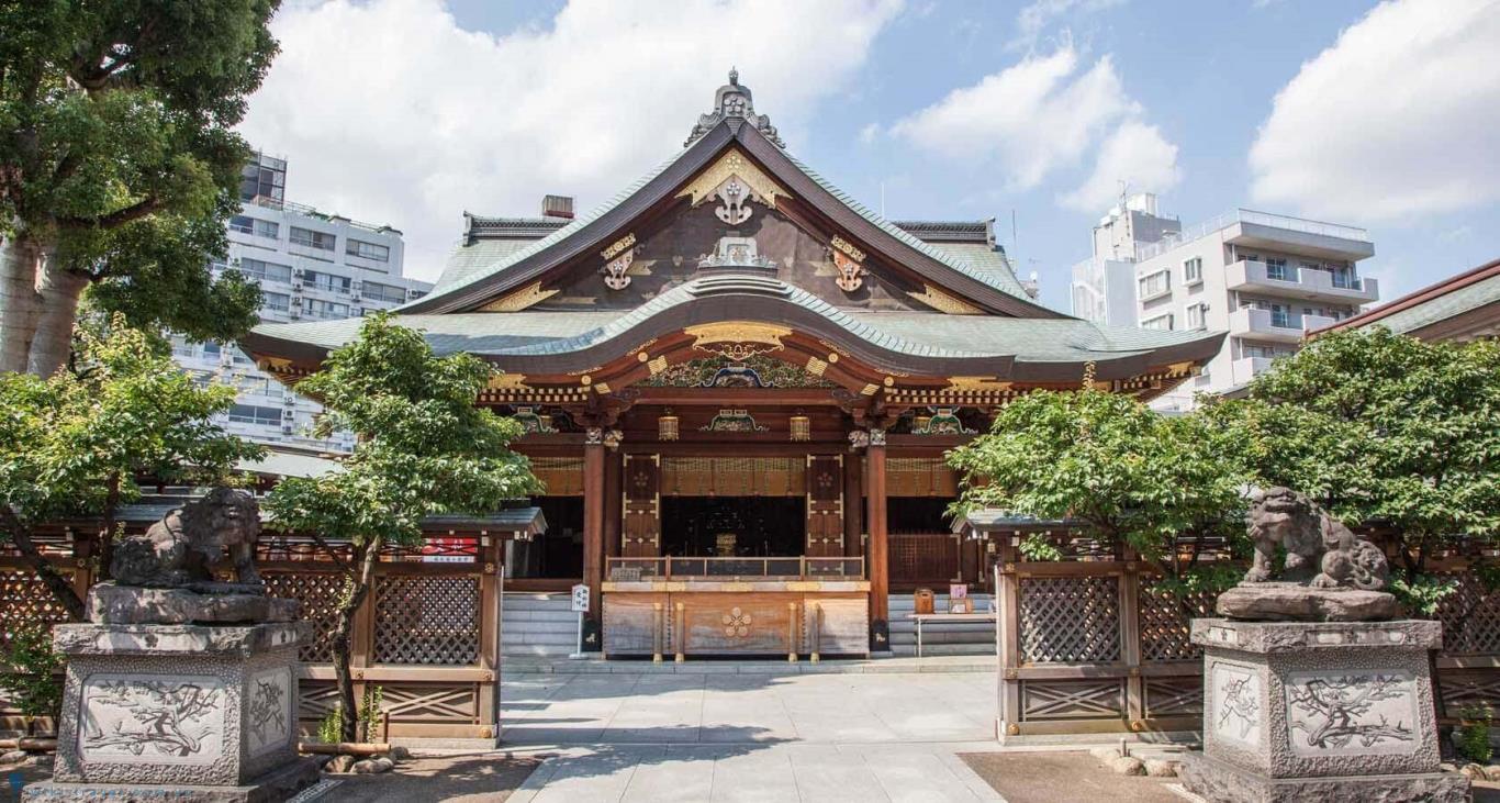 Năm mới cầu may tại các ngôi đền nổi tiếng ở Tokyo