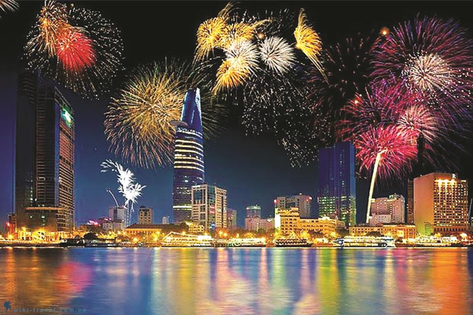 Quẩy hết nấc với đại tiệc countdown 2024 ở Hà Nội và Hồ Chí Minh