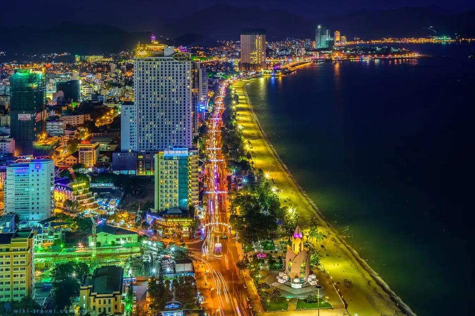 Du lịch Nha Trang: Những trải nghiệm vui chơi về đêm không thể bỏ qua