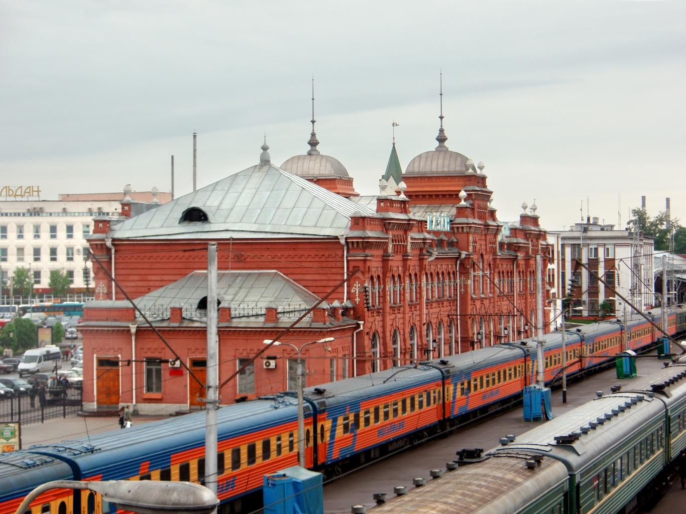Казанский вокзал станция поезда