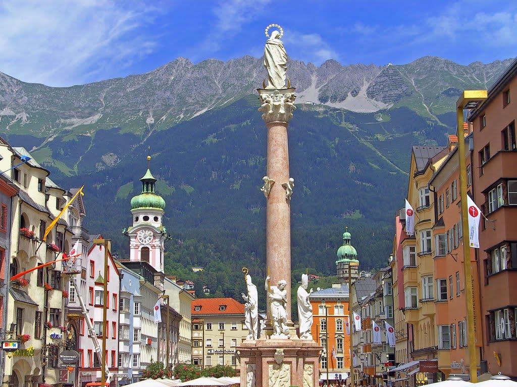 5. Phố Maria Theresien,Innsbruck (Áo)