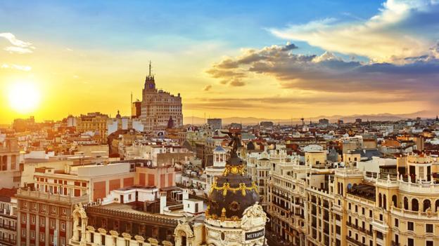 Cẩm nang du lịch Tây Ban Nha từ A đến Z | VIETRAVEL