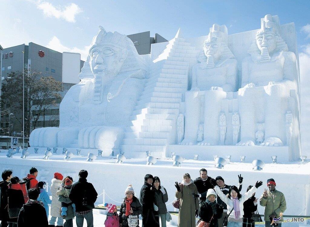 Tham gia lễ hội tuyết ở Sapporo