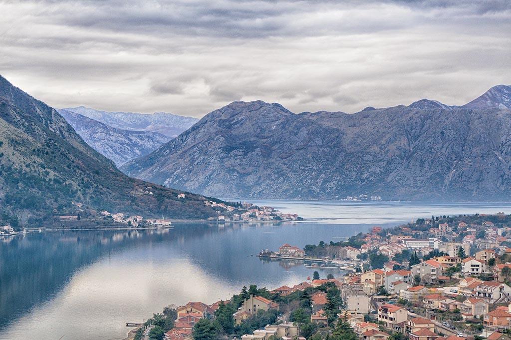 9. Vịnh Kotor - Montenegro