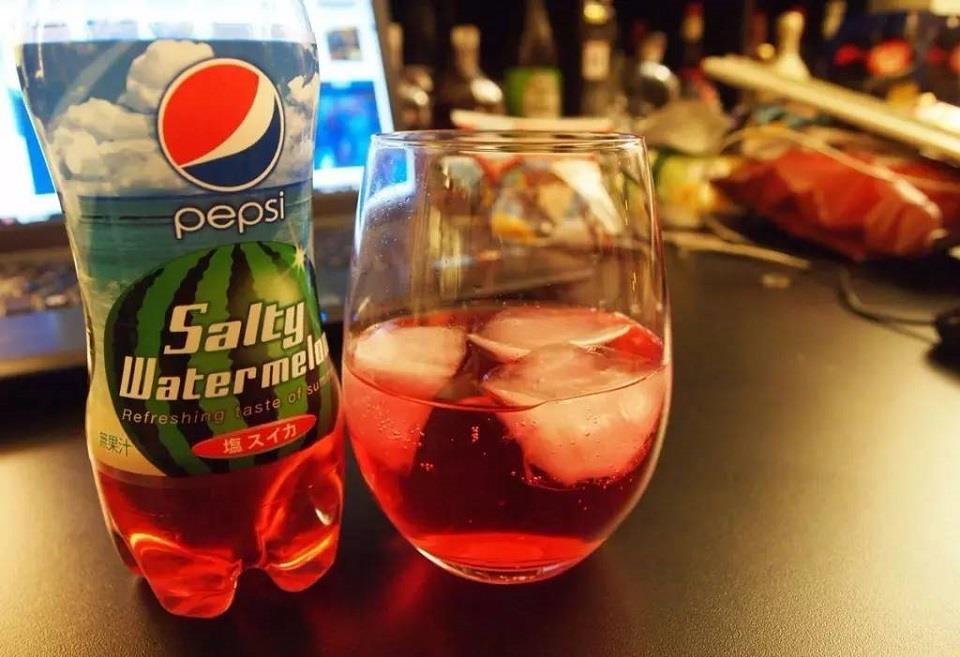 Pepsi Salty Watermelon (Pepsi dưa hấu muối)