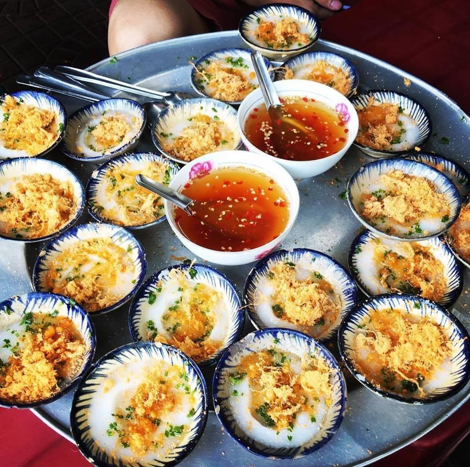 Phố ẩm thực Nguyễn Tất Thành