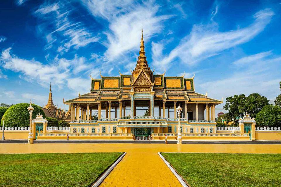  Dừng chân tại Phnom Penh