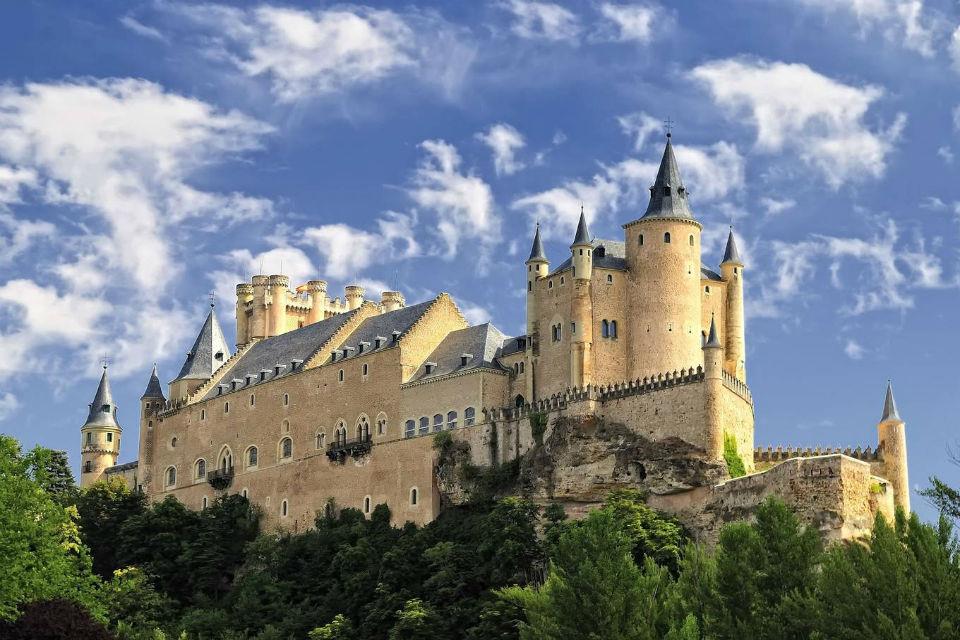 Pháo đài Alcazar, Tây Ban Nha