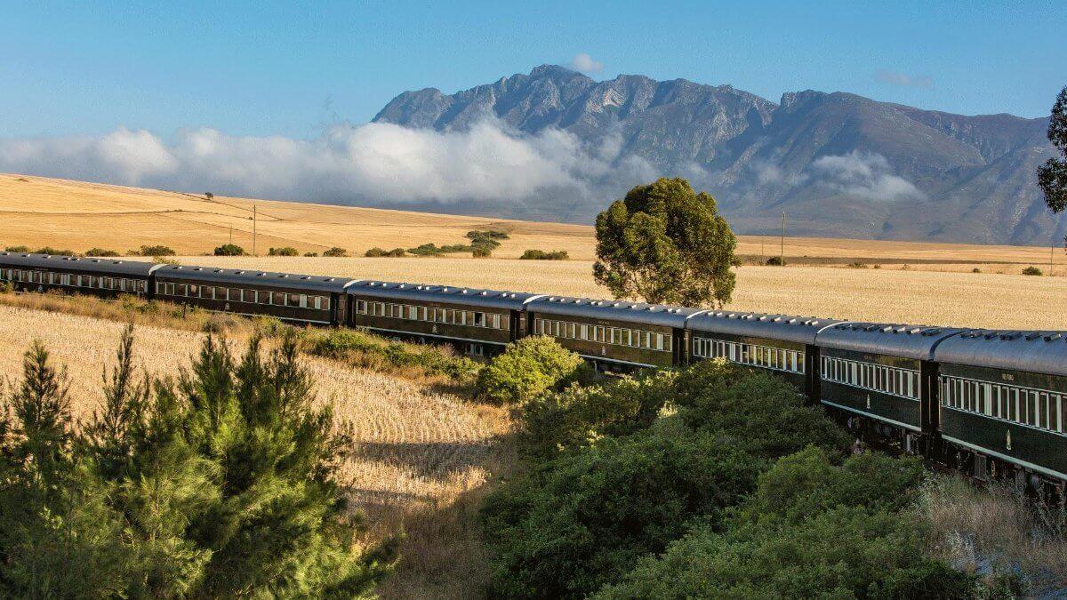 Rovos Rail’s Namibia Safari – Nam Phi