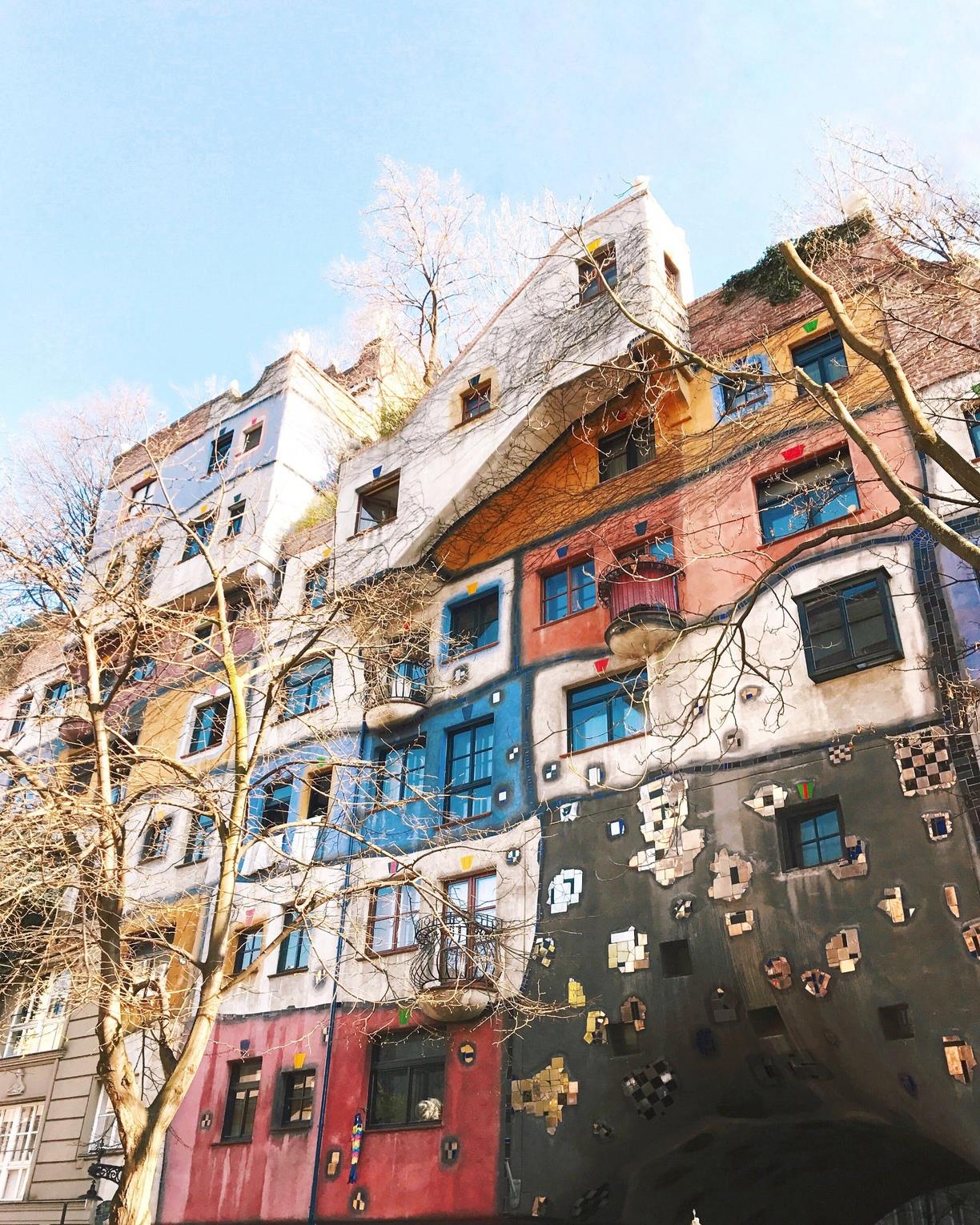 Ngôi nhà Hundertwasser