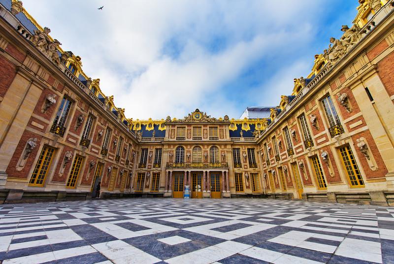 4. Lâu đài Versailles, Pháp - Lượt khách thăm hằng năm hơn 7.527.000 người
