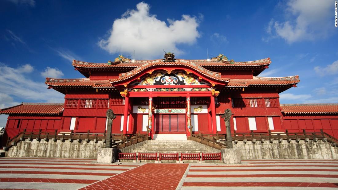 10. Lâu đài Shuri, Okinawa, Nhật Bản - Lượt khách thăm hằng năm: 1.753.000 người