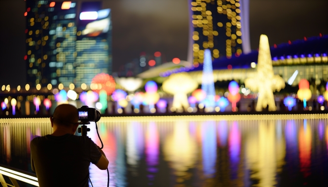 Tận Hưởng Lễ Hội Ánh Sáng Rực Rỡ Tại Singapore