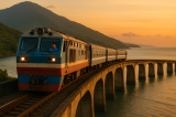Khám Phá Nét Đẹp Độc Đáo Của Tàu Hỏa Qua Vịnh Lăng Cô