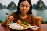 Khám Phá Ẩm Thực Việt Nam: Hương Vị Độc Đáo với Bánh cuốn chả mực và Cà phê sữa đá