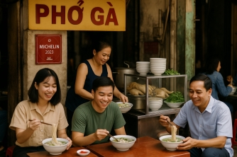 Trải Nghiệm Tinh Tế Tại Quán Phở Gà Hàng Hòm Đạt Chuẩn Michelin Trải Nghiệm Tinh Tế Tại Quán Phở Gà Hàng Hòm Đạt Chuẩn Michelin