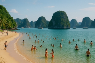 Khám Phá Hạ Long: Trải Nghiệm Mùa Hè Tuyệt Vời Khám Phá Hạ Long: Trải Nghiệm Mùa Hè Tuyệt Vời