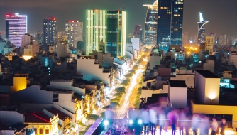 Khám Phá Cuộc Sống Về Đêm Sôi Động Tại Sài Gòn