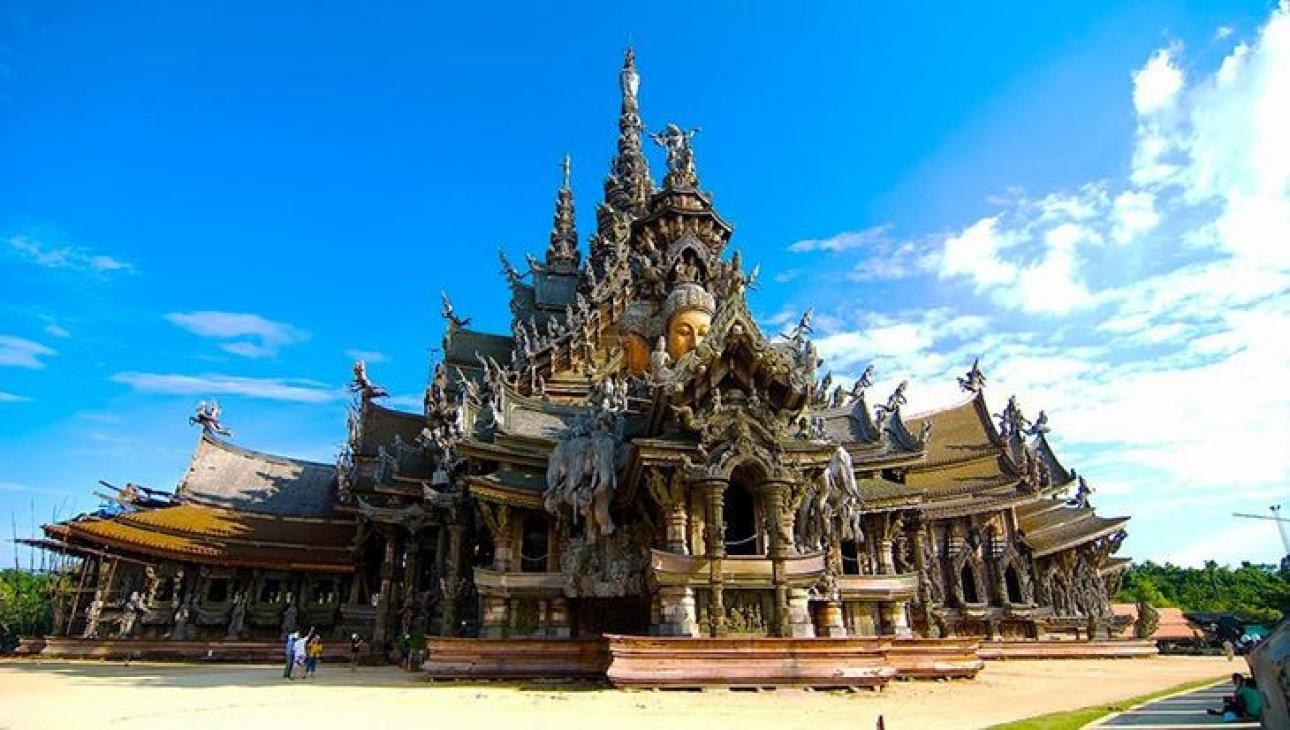 4. Ngôi Đền Chân Lý Pattaya