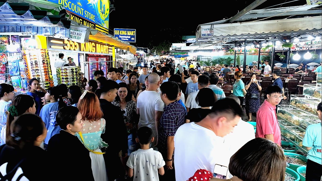 1. Đôi nét về chợ đêm Phú Quốc