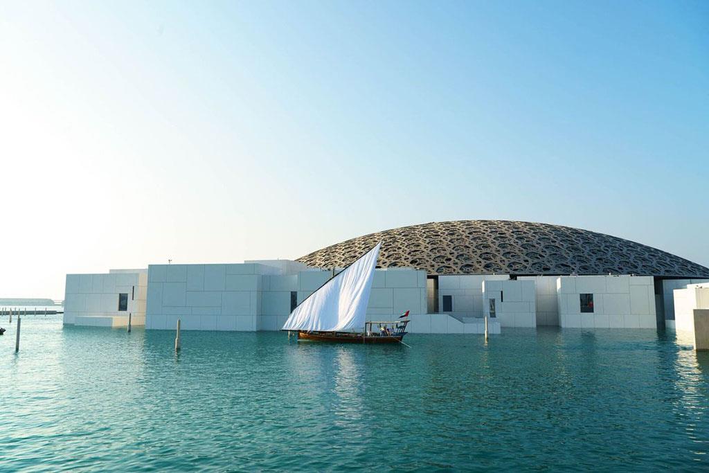 Bảo tàng Louvre Abu Dhabi – Sự giao thoa của 2 nền văn hóa