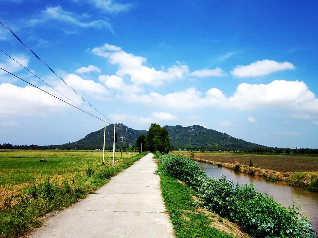 Núi Ngọa Long Sơn 