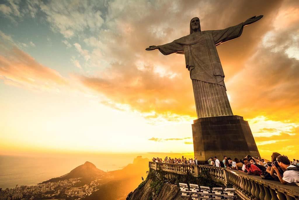 17. Tượng Chúa Cứu Thế Rio de Janeiro, Brazil