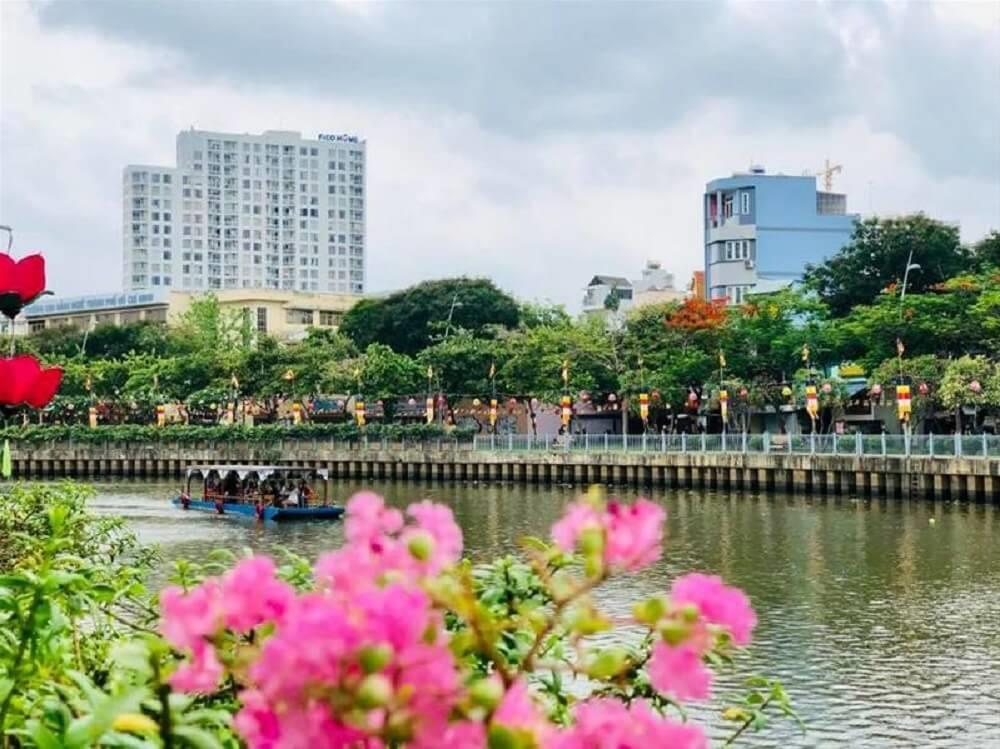 Kênh Nhiêu Lộc, địa điểm du lịch lãng mạn mới nổi ở TP Hồ Chí Minh