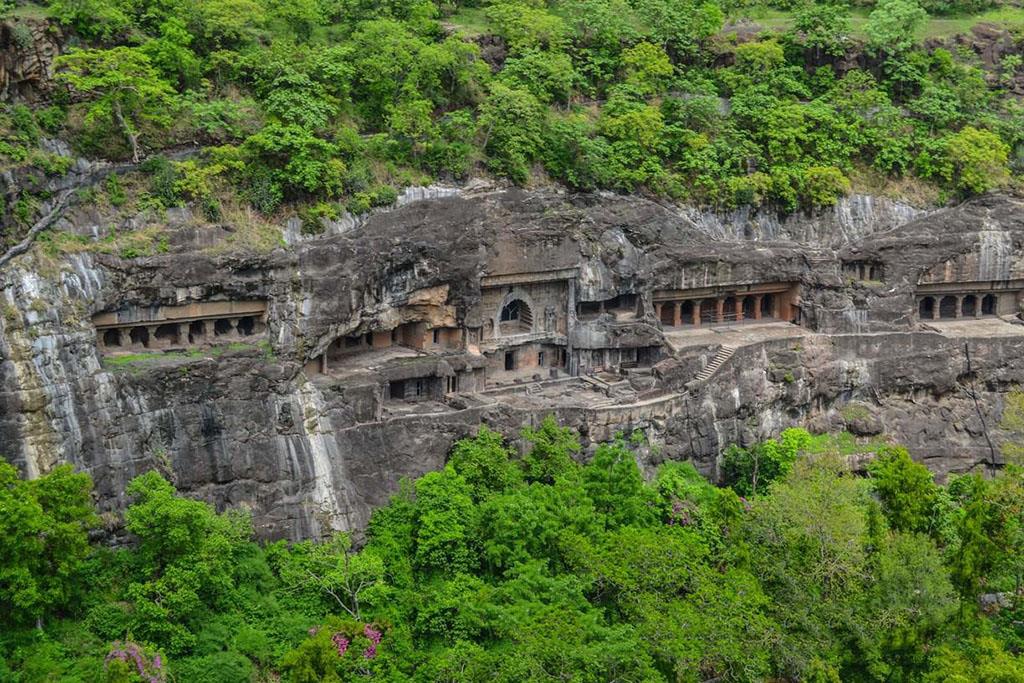 Cấu trúc độc đáo của kỳ quan cổ đại quần thể chùa hang Ajanta
