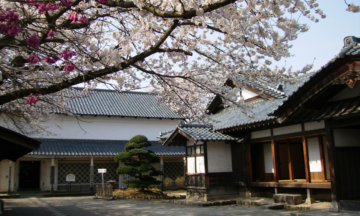 3. Dinh thự của các Samurai vùng Aizu (Thành phố Aizu Wakamatsu)