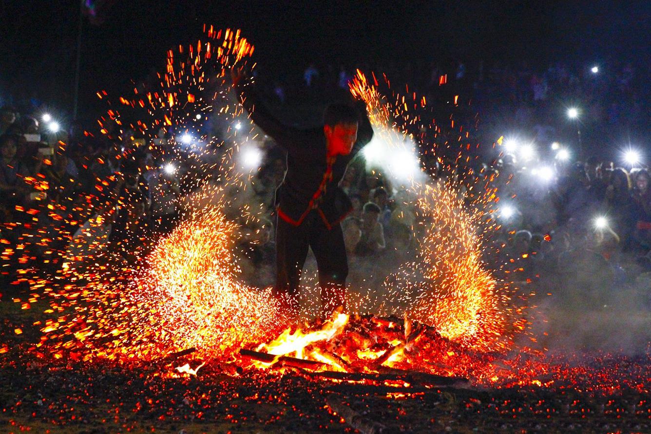 Ý nghĩa tâm linh của lễ hội Nhảy Lửa ở Tuyên Quang