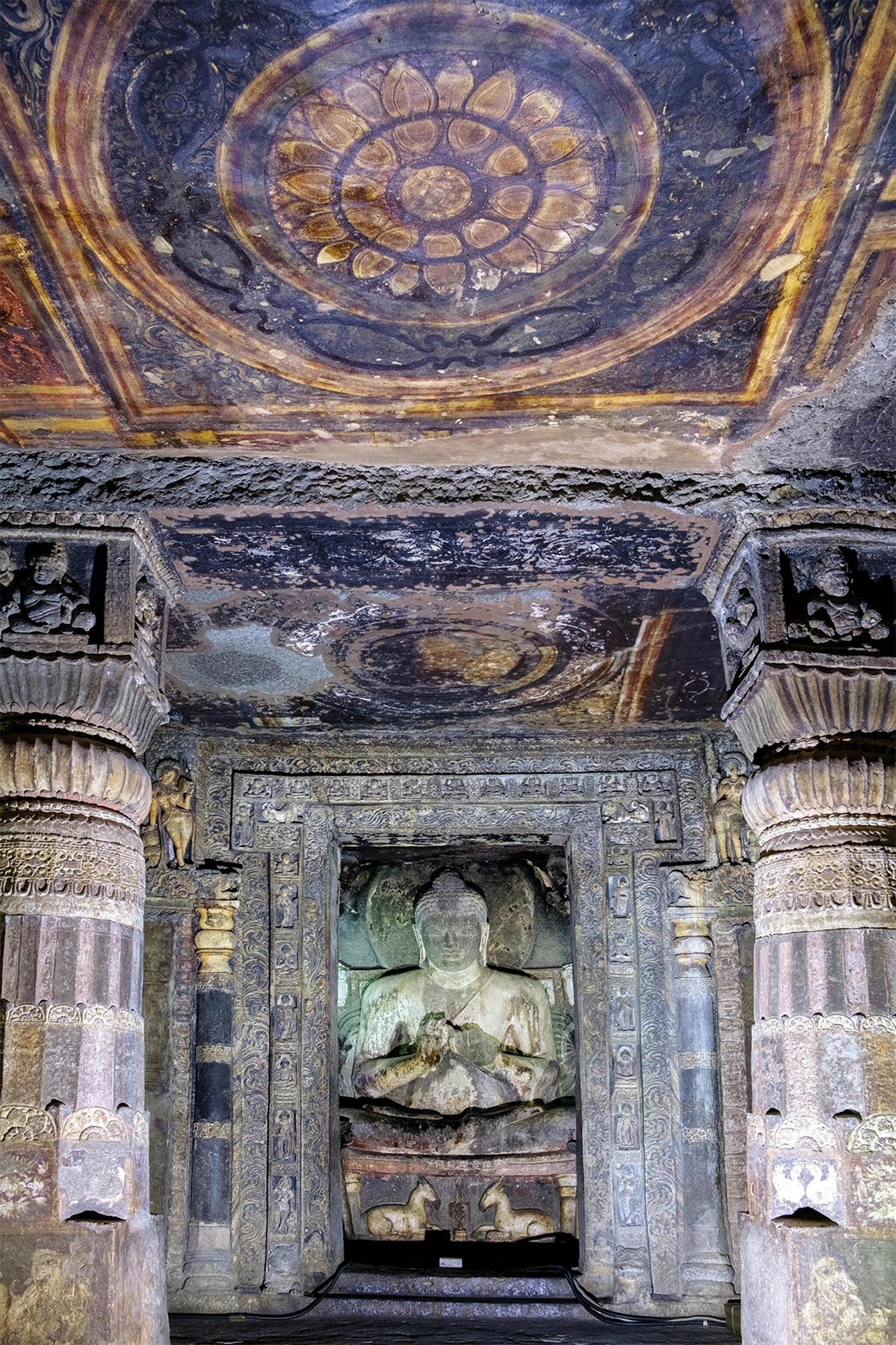 Ajanta là địa điểm du lịch hành hương linh thiêng bậc nhất Ấn Độ
