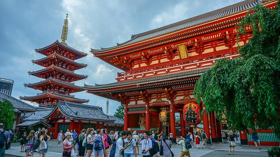 Ghé thăm chùa Senso-ji