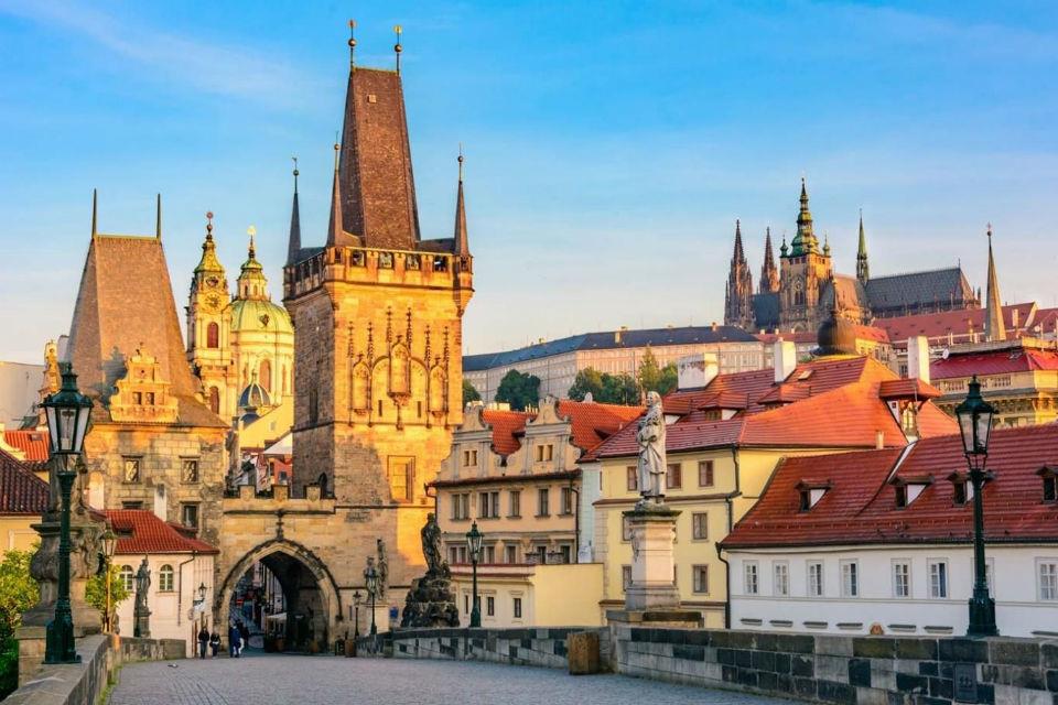 Lâu đài Prague Castle