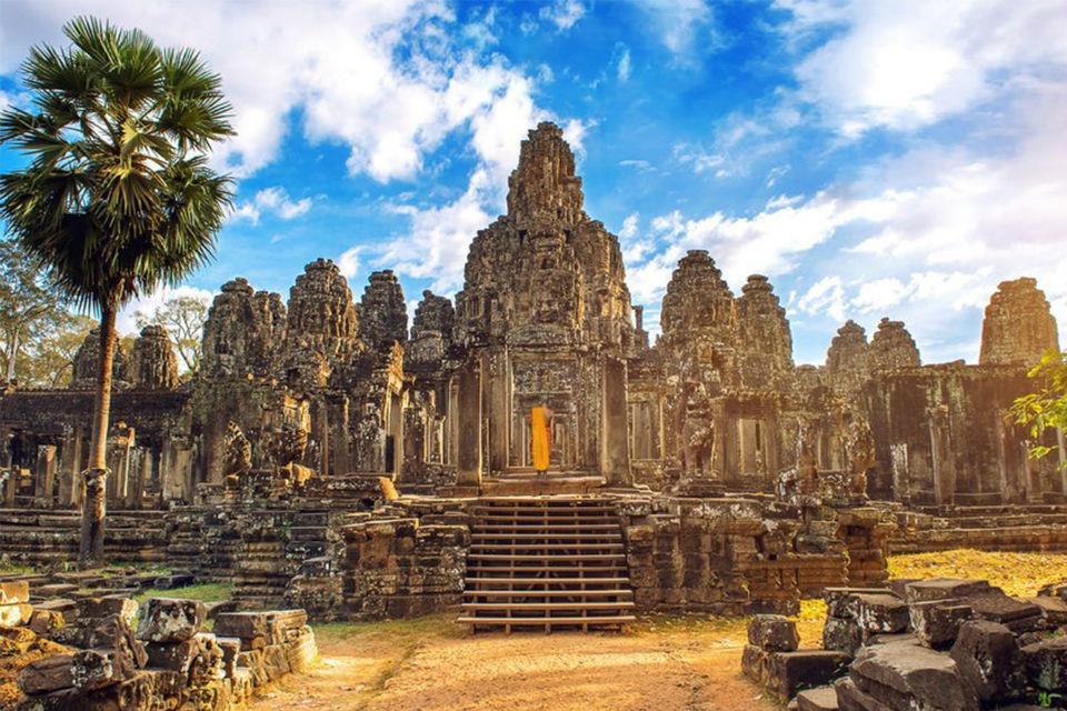  Angkor Wat, Campuchia