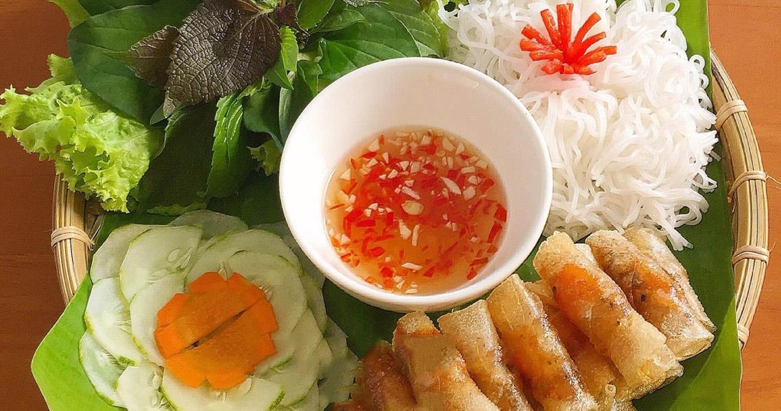  2.4 Những món ăn nhất định phải thử khi đến với Quy Nhơn - Phú Yên