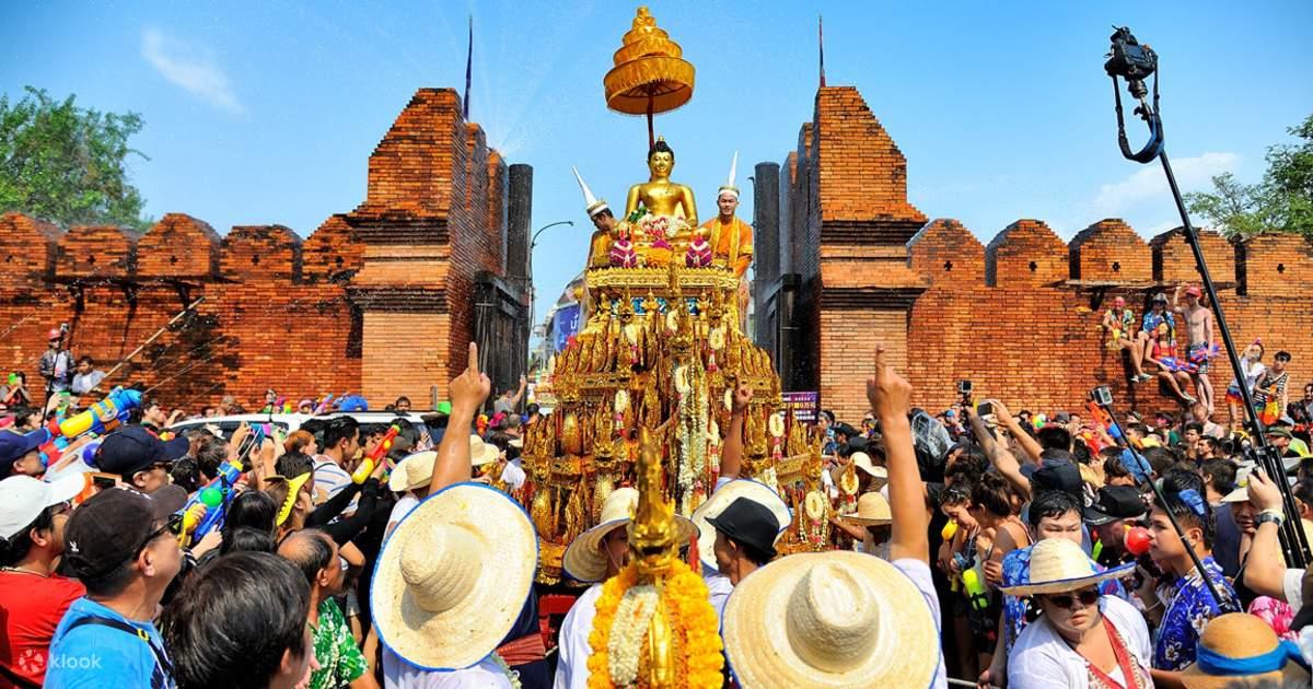 9. Tìm hiểu sâu hơn về văn hóa và Phật giáo Thái Lan